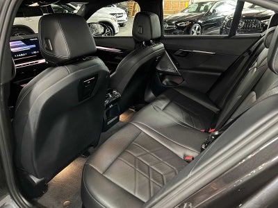 2025 BMW i5 eDrive40