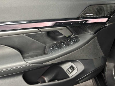 2025 BMW i5 eDrive40