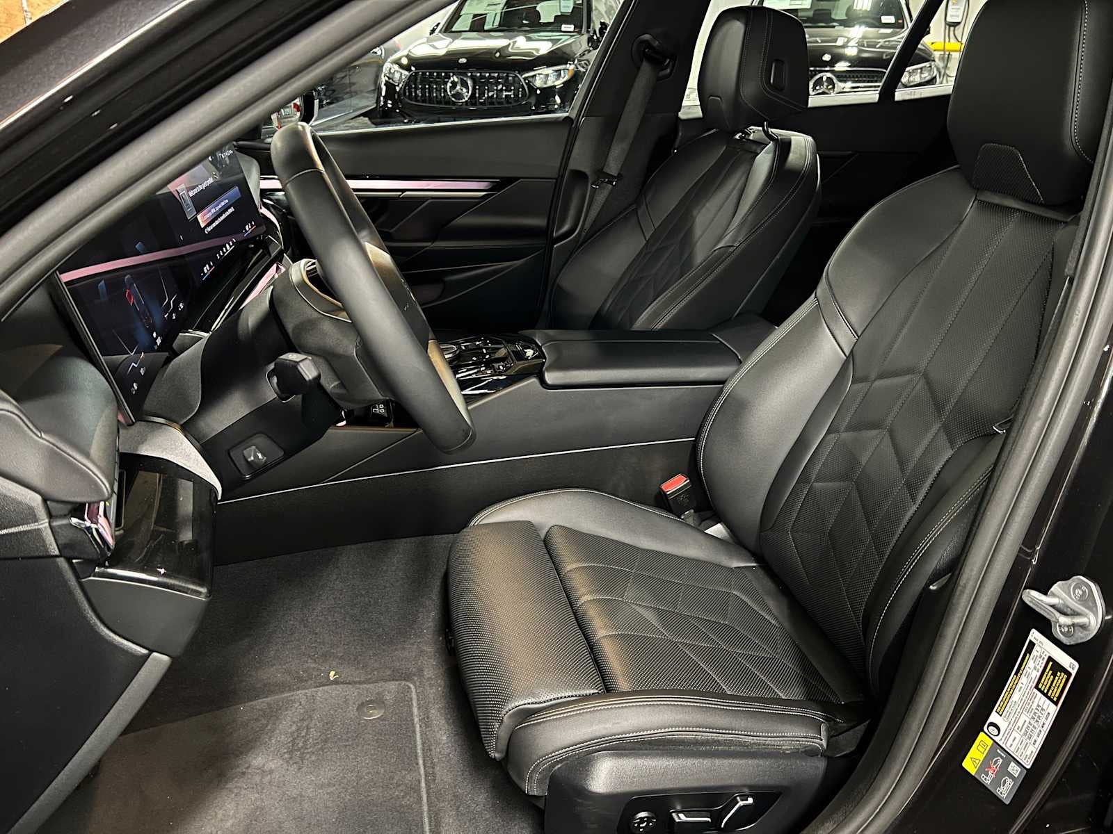 2025 BMW i5 eDrive40