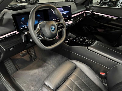 2025 BMW i5 eDrive40