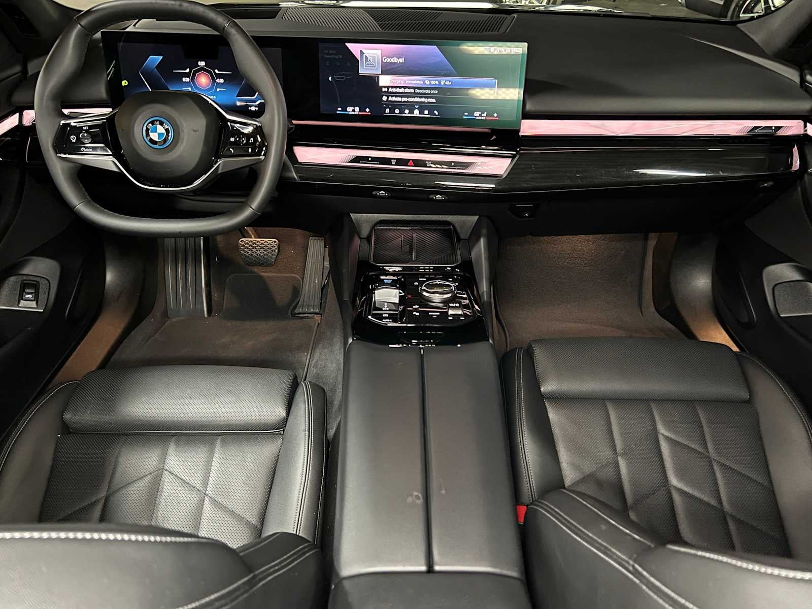2025 BMW i5 eDrive40