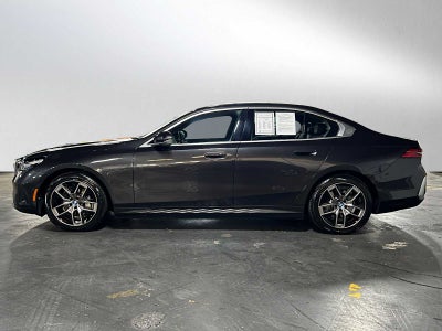 2025 BMW i5 eDrive40