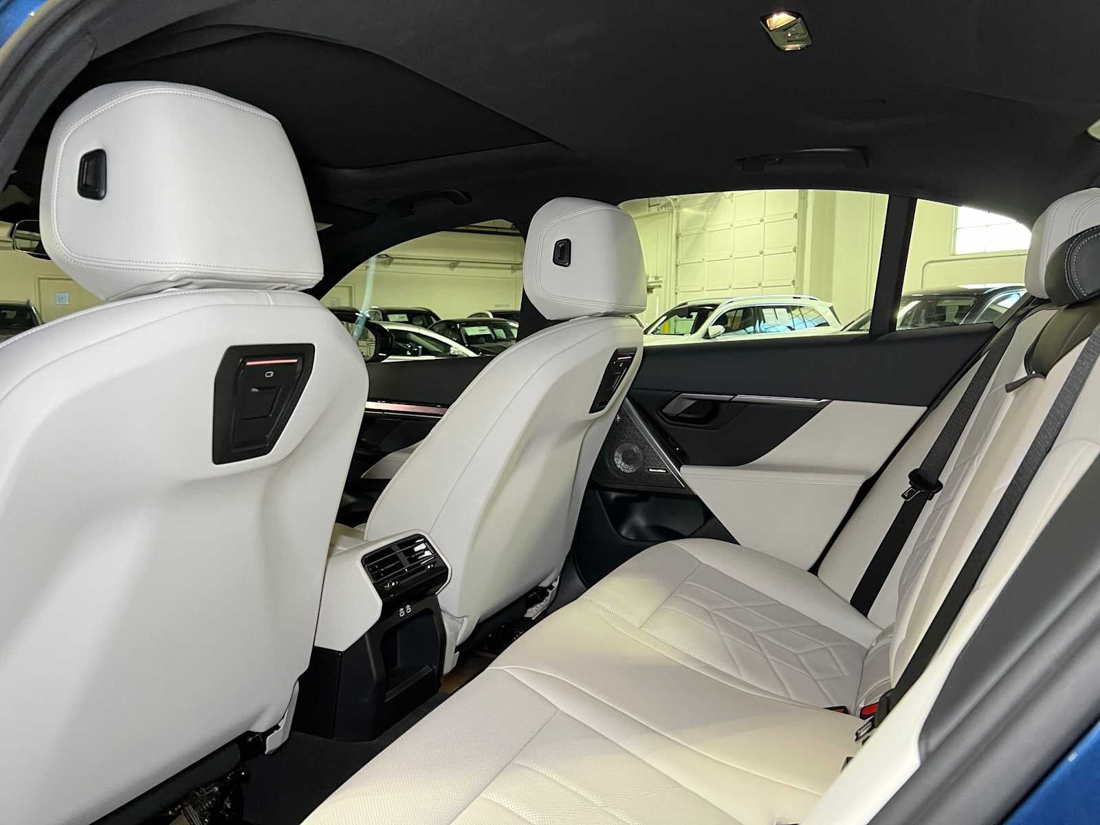 2024 BMW i5 M60 M60