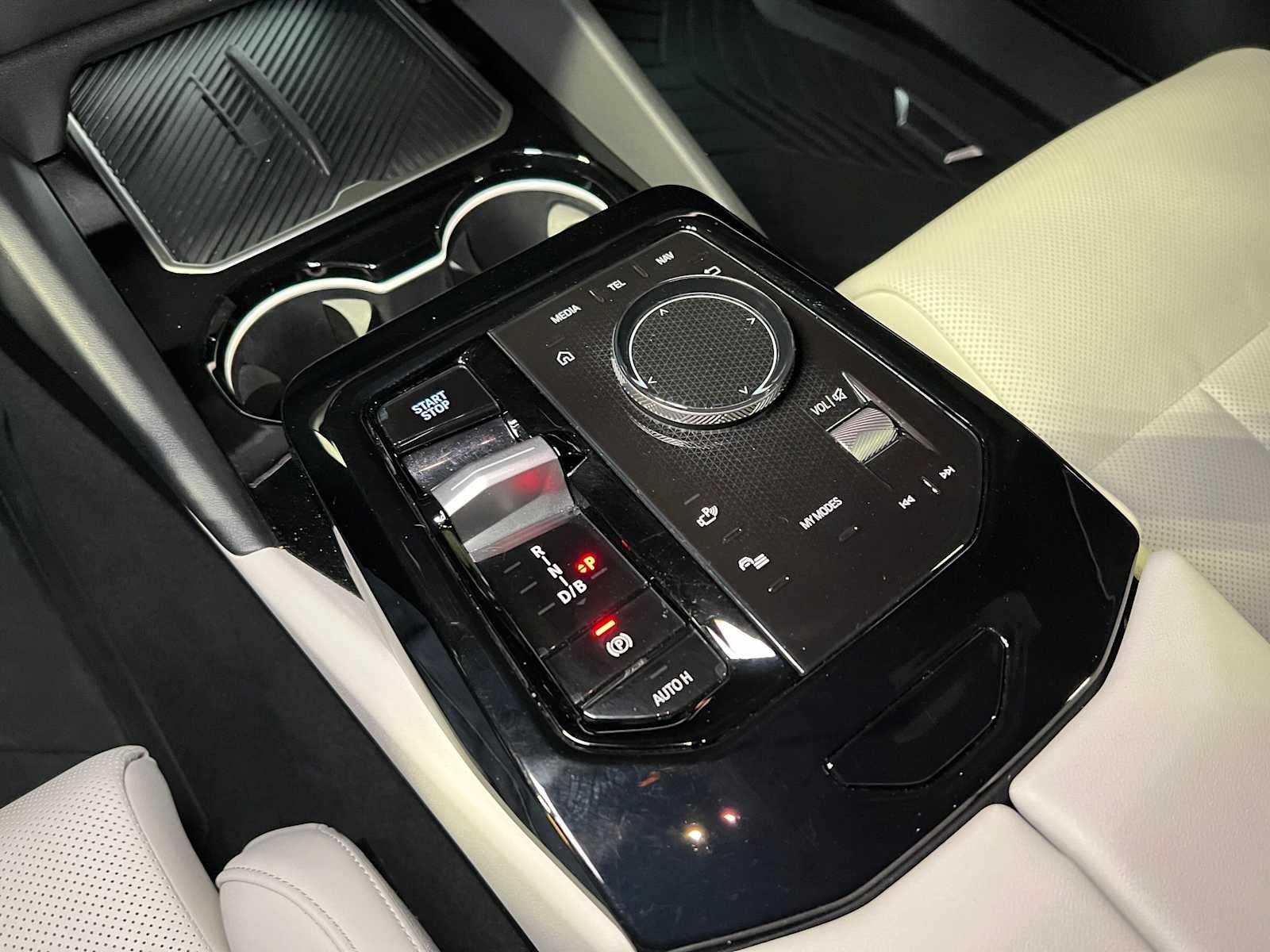2024 BMW i5 M60 M60