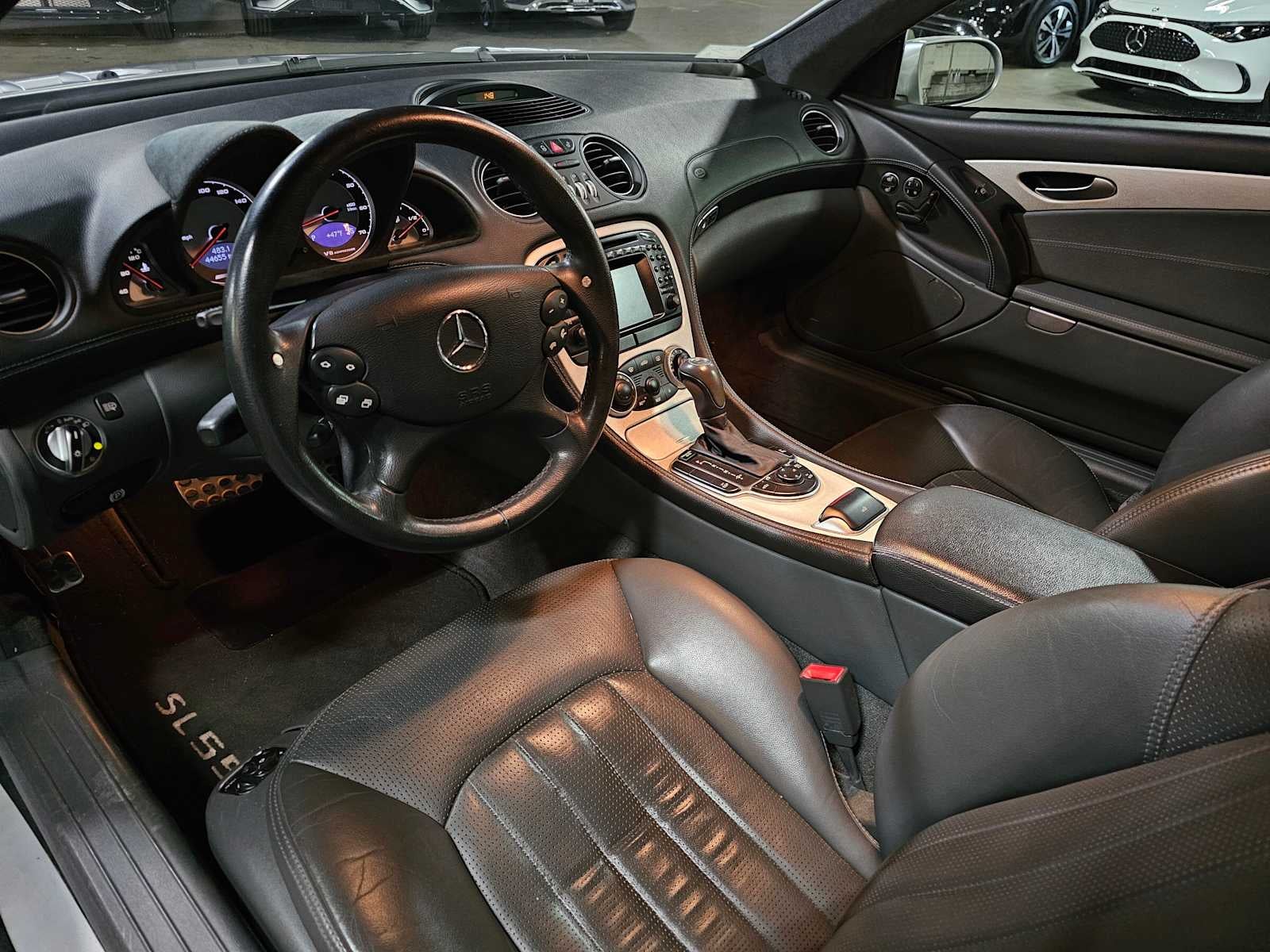 2004 Mercedes-Benz SL55 2dr Roadster 5.5L