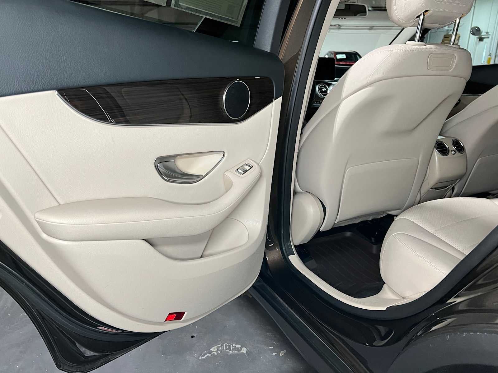 2018 Mercedes-Benz GLC 300 SUV