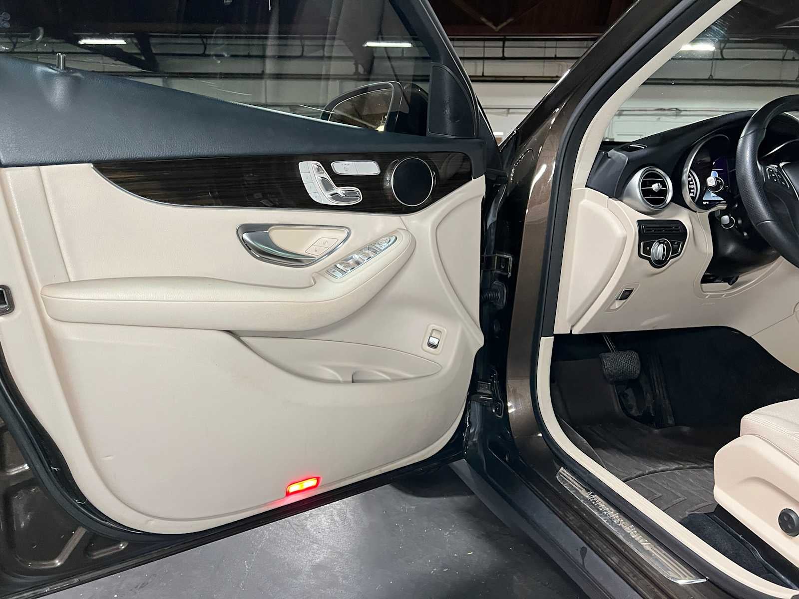 2018 Mercedes-Benz GLC 300 SUV