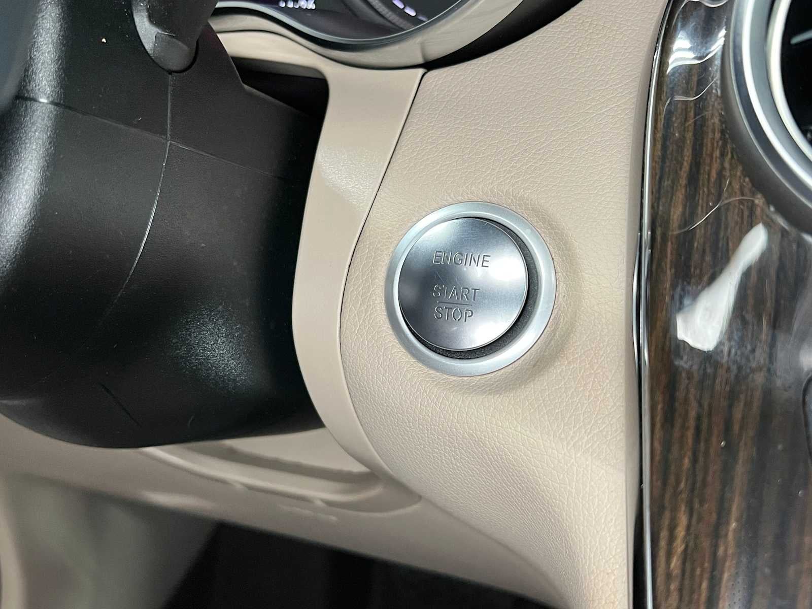 2018 Mercedes-Benz GLC 300 SUV