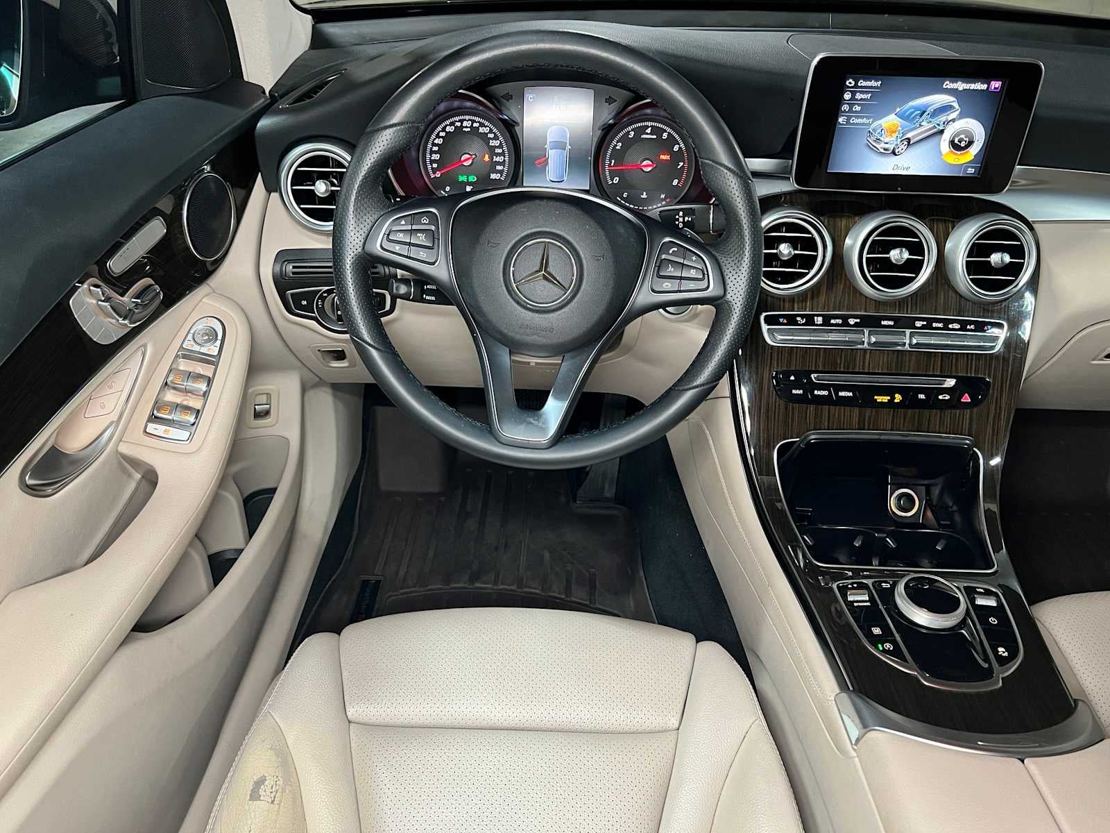 2018 Mercedes-Benz GLC 300 SUV
