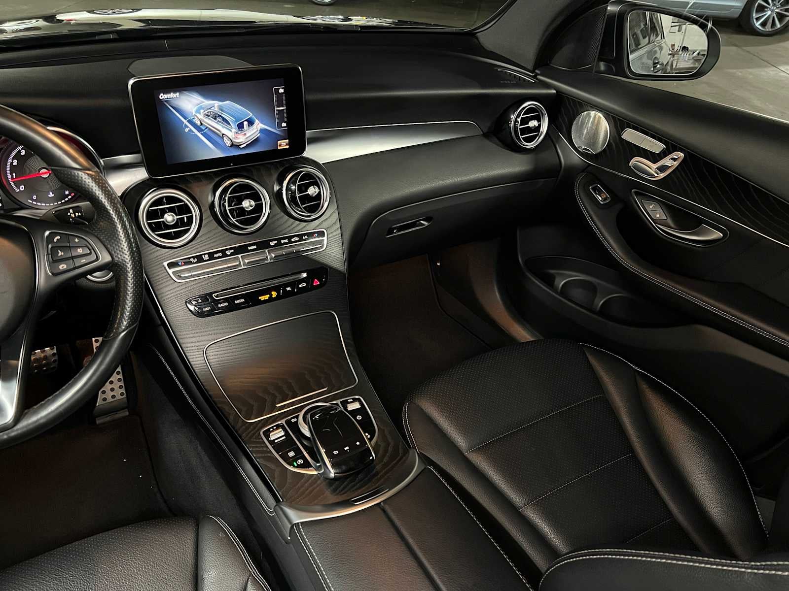 2018 Mercedes-Benz GLC 300 4MATIC® SUV