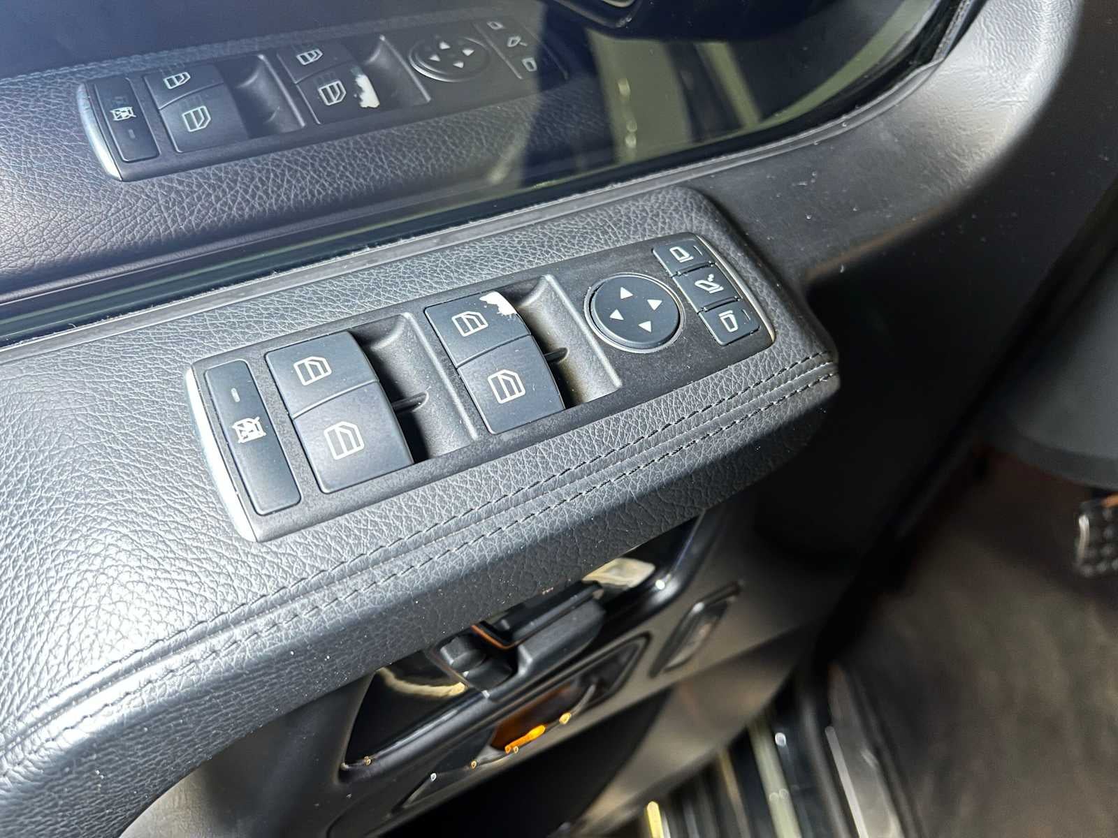 2015 Mercedes-Benz G 550 4MATIC® 4dr