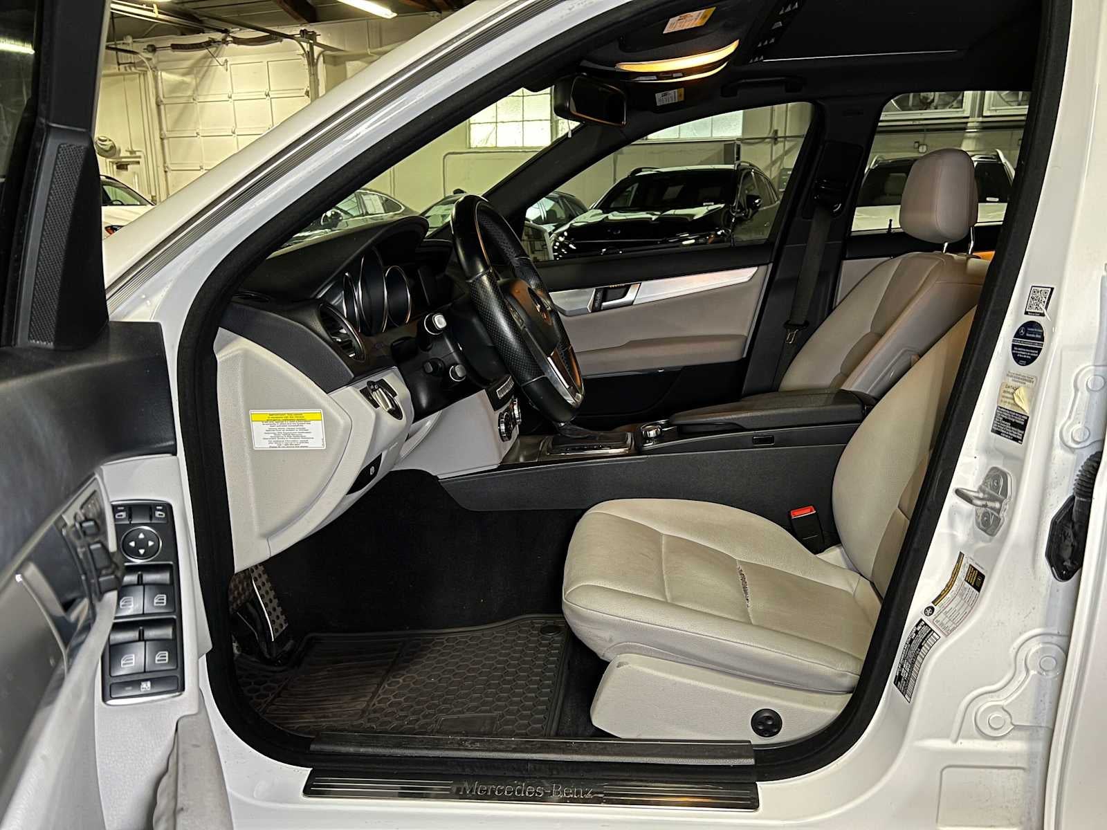 2014 Mercedes-Benz C 300 4dr Sdn 4MATIC®