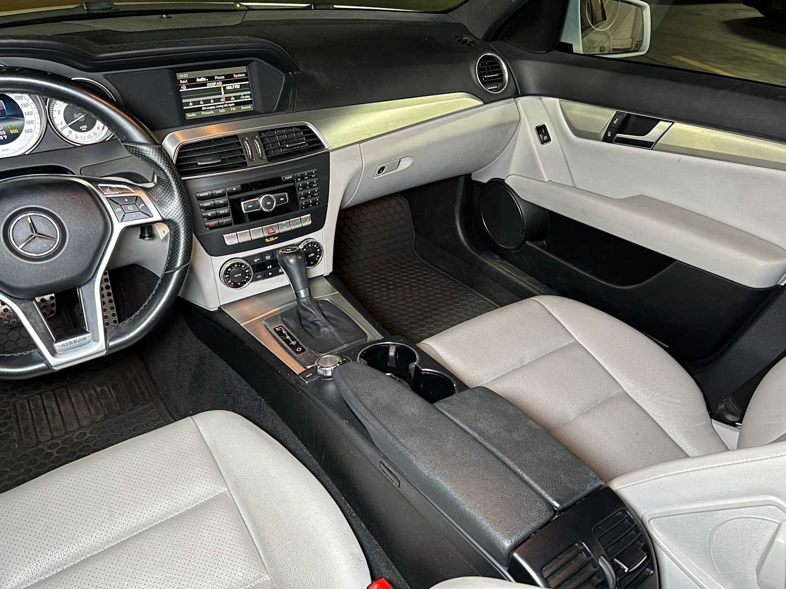 2014 Mercedes-Benz C 300 4dr Sdn 4MATIC®
