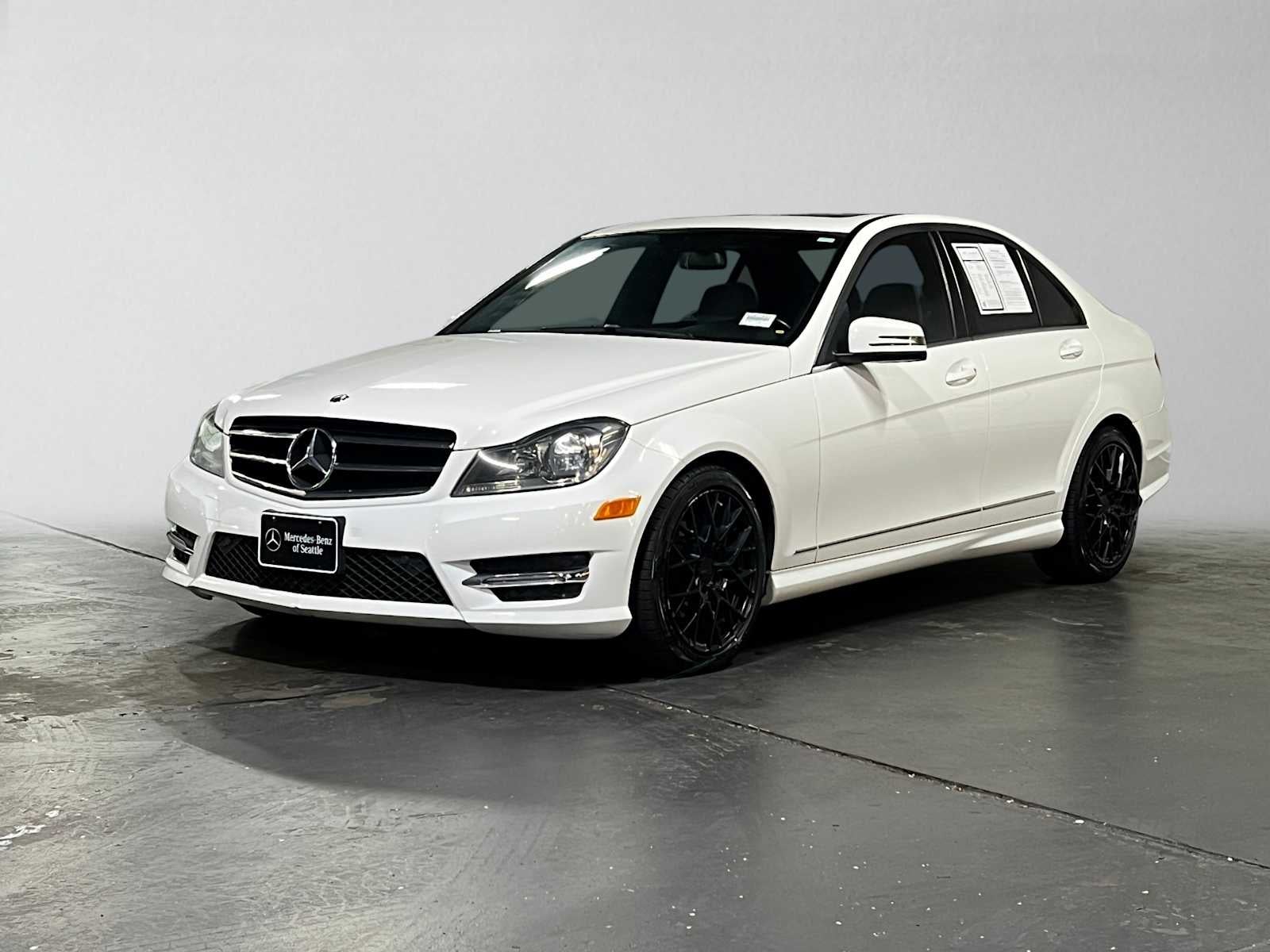 2014 Mercedes-Benz C 300 4dr Sdn 4MATIC®