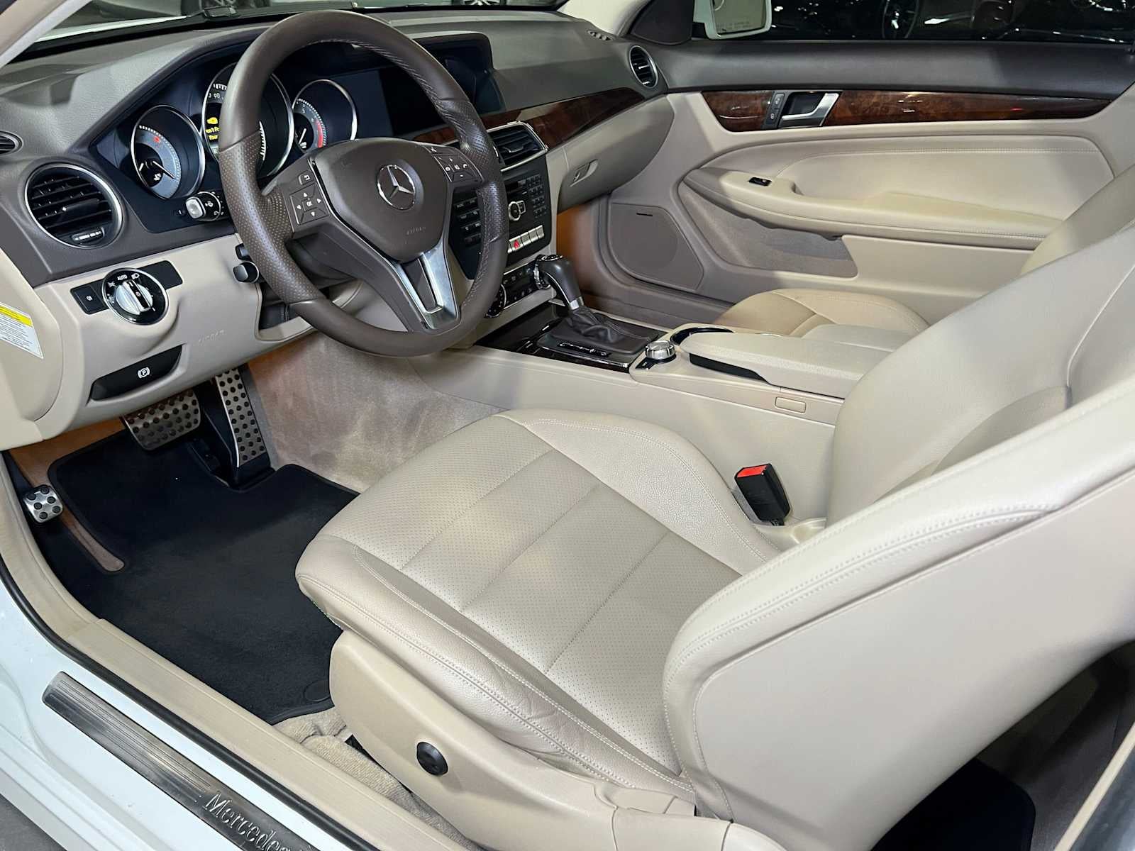 2014 Mercedes-Benz C 250 2dr Cpe RWD