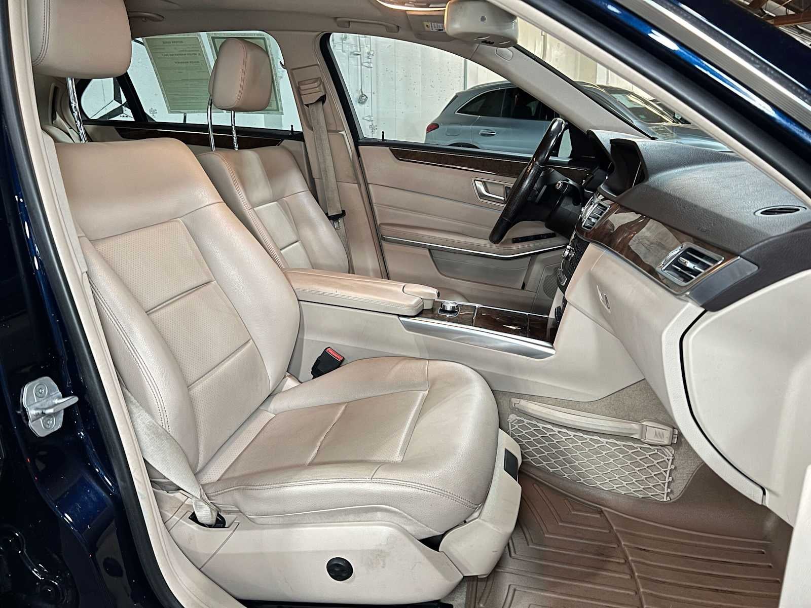 2014 Mercedes-Benz E 350 4dr Sdn 4MATIC®