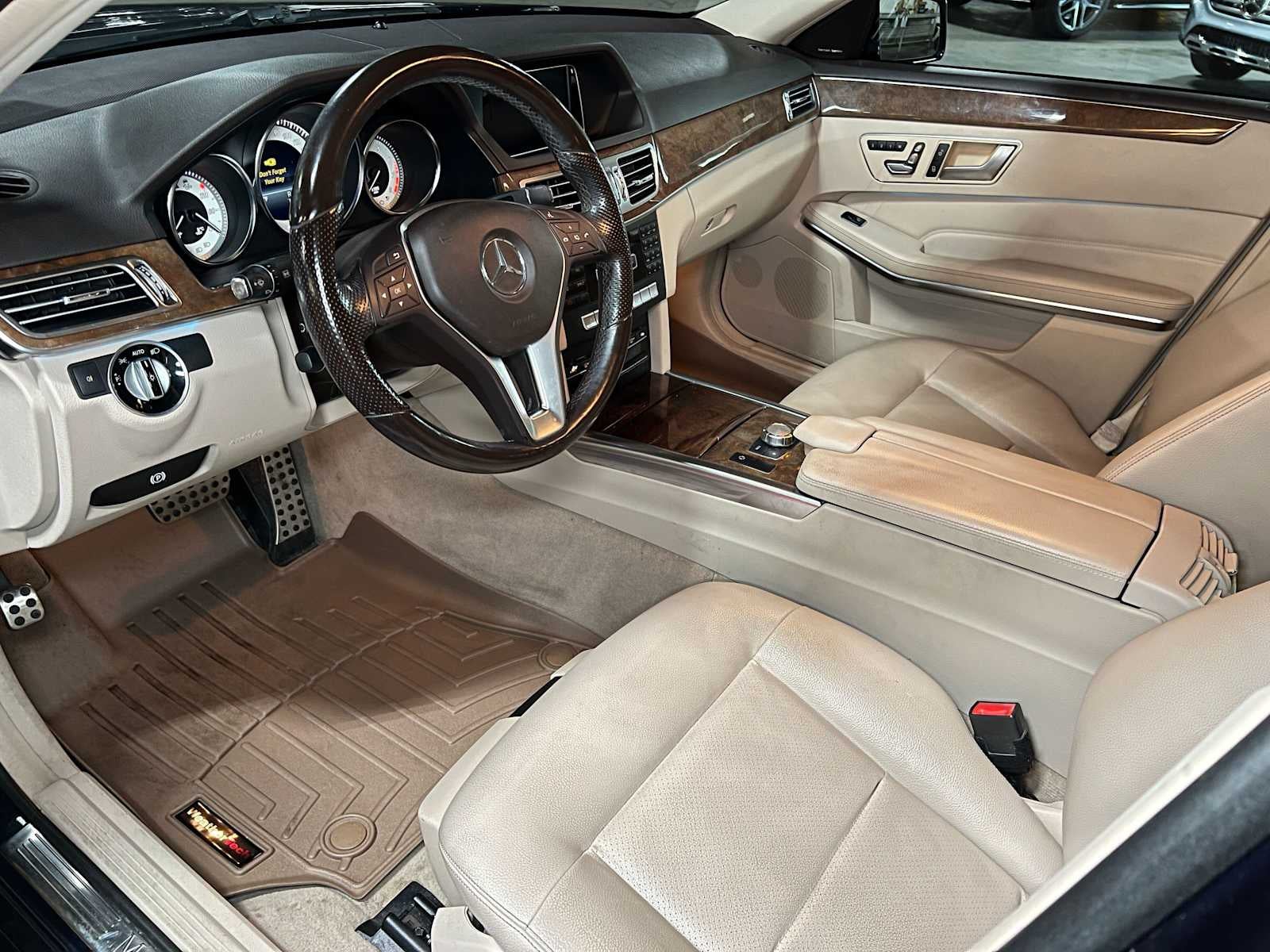 2014 Mercedes-Benz E 350 4dr Sdn 4MATIC®