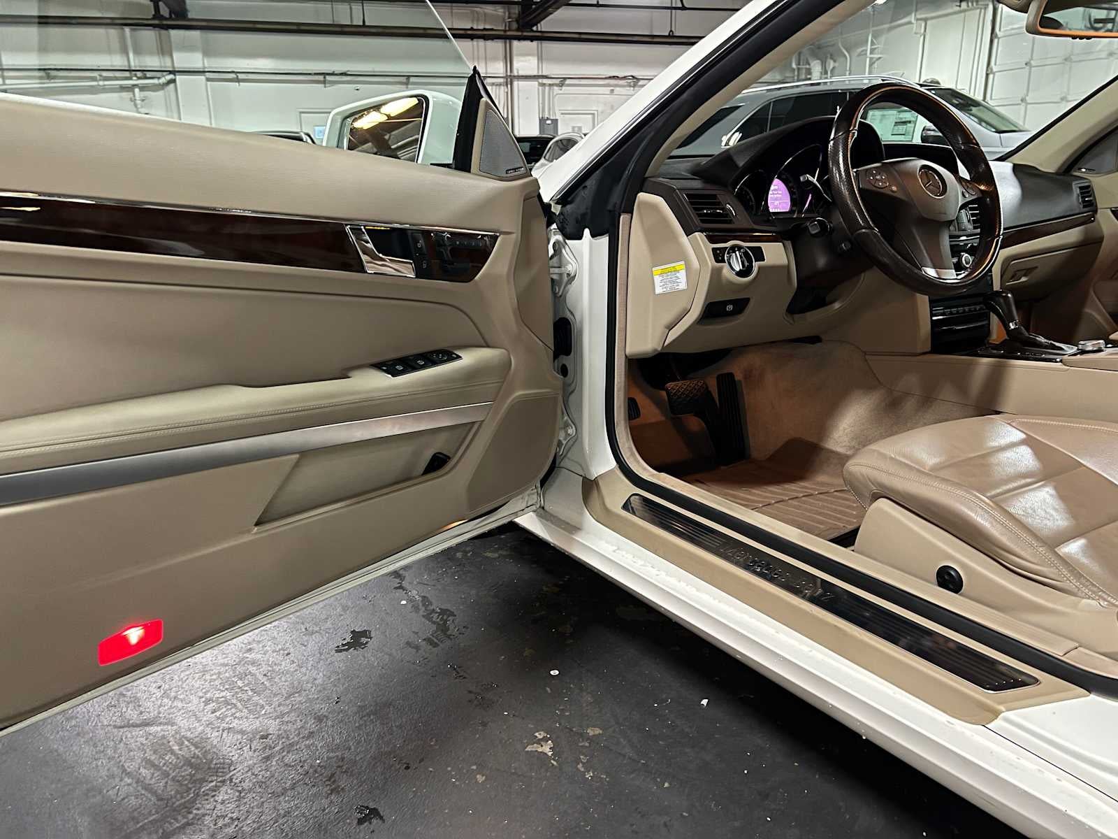 2011 Mercedes-Benz E 350 2dr Cpe RWD