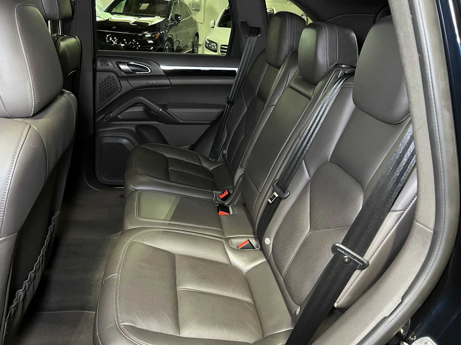 2018 Porsche Cayenne Platinum Edition