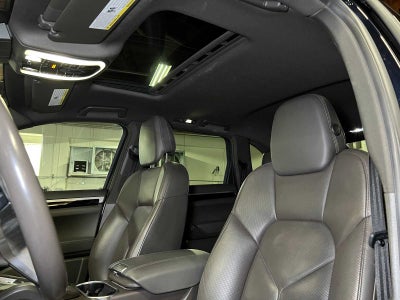 2018 Porsche Cayenne Platinum Edition