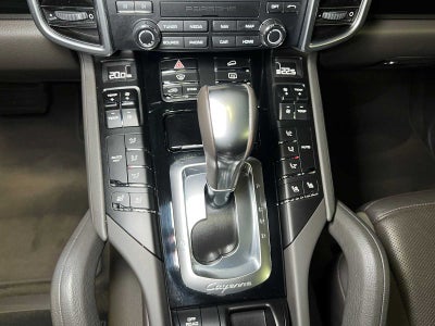 2018 Porsche Cayenne Platinum Edition