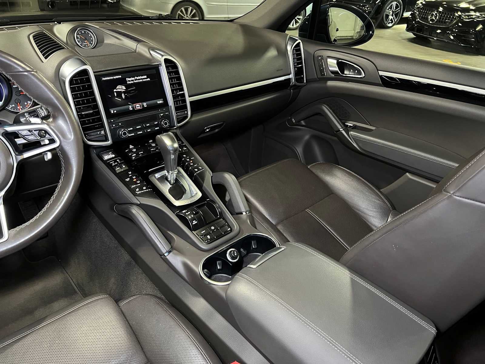 2018 Porsche Cayenne Platinum Edition