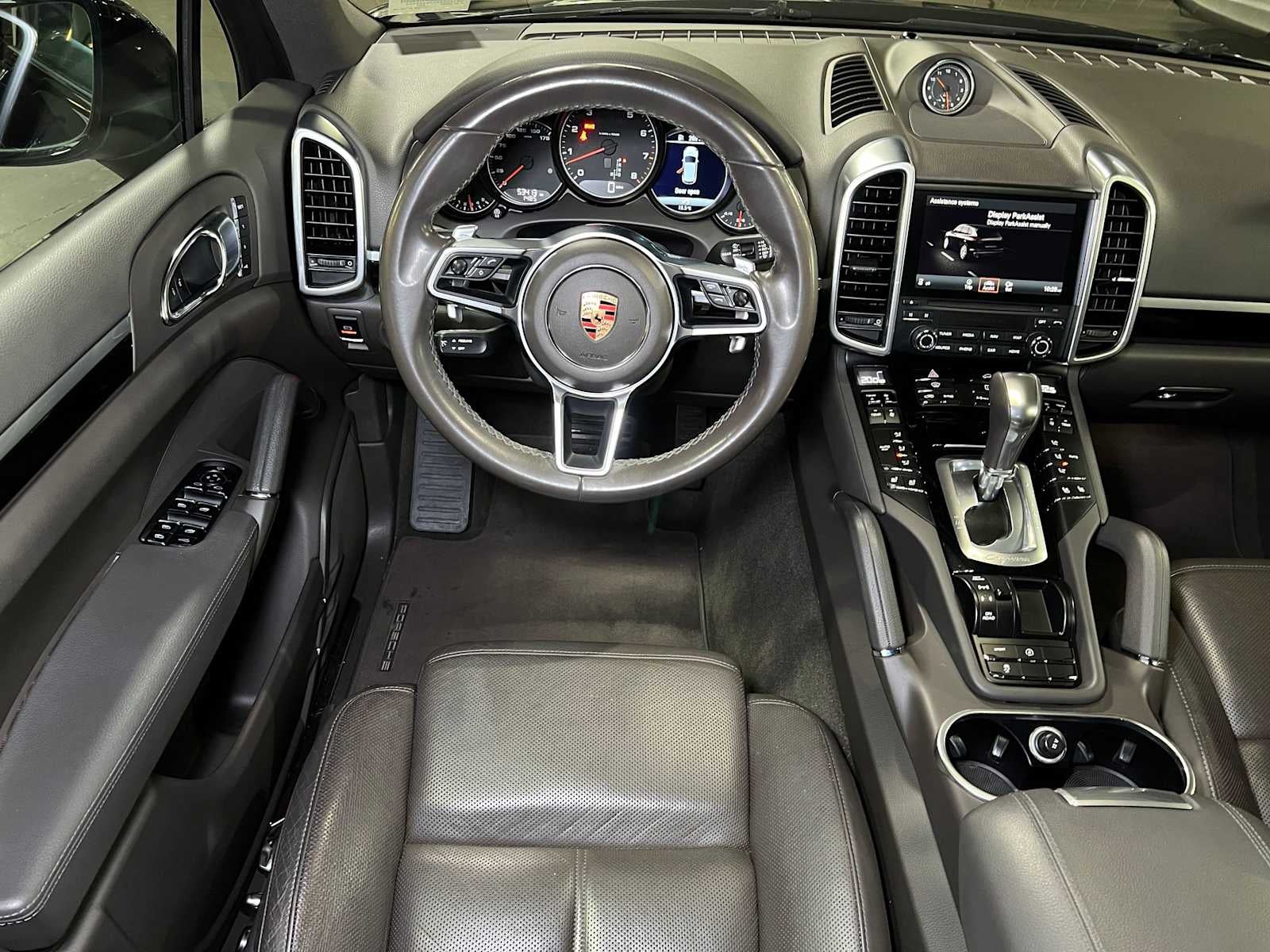 2018 Porsche Cayenne Platinum Edition