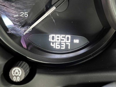 2025 Porsche Macan AWD