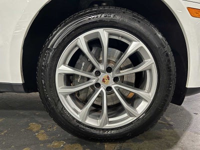 2025 Porsche Macan AWD