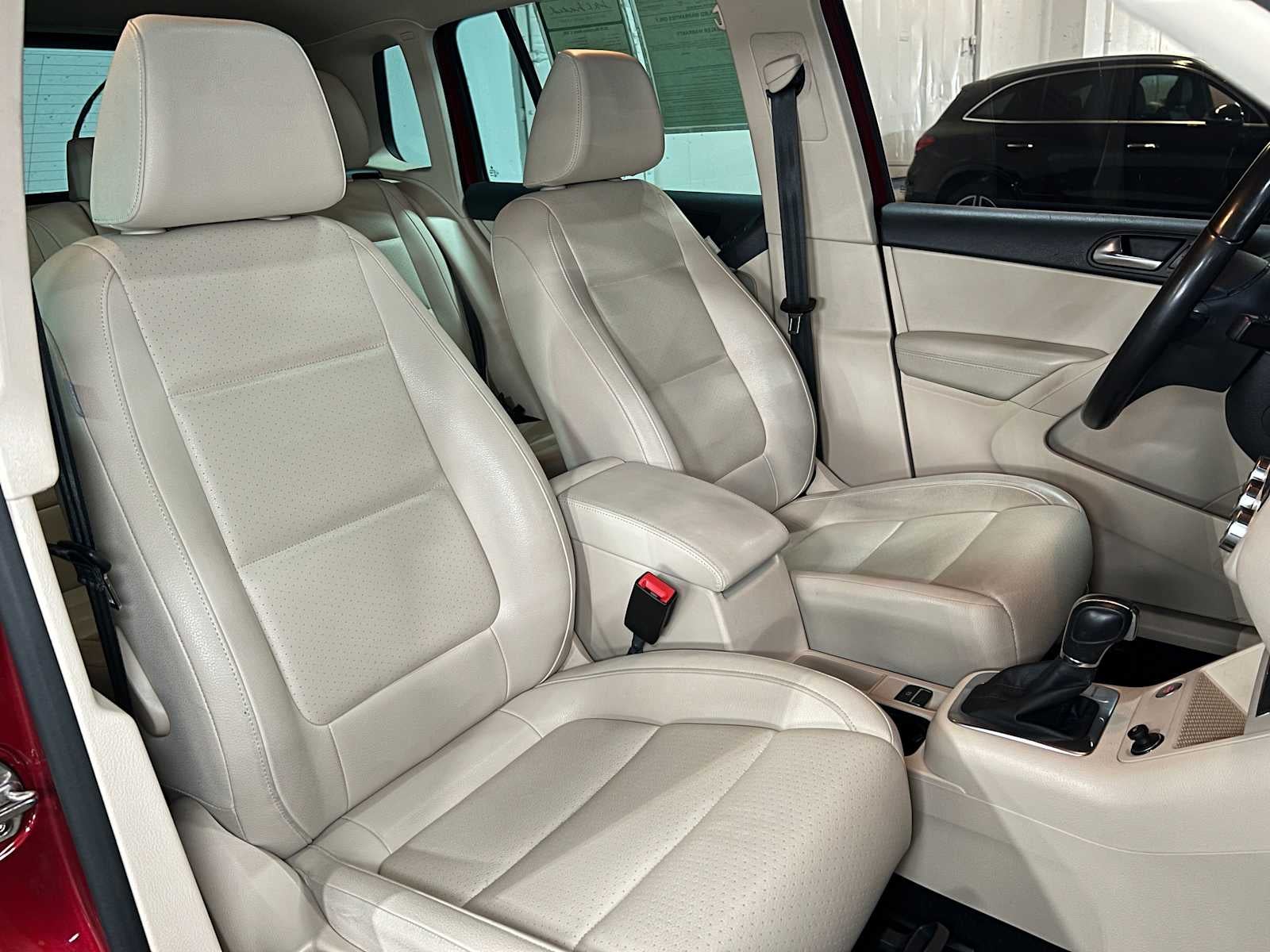 2014 Volkswagen Tiguan SE