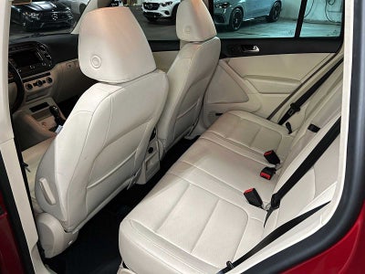 2014 Volkswagen Tiguan SE