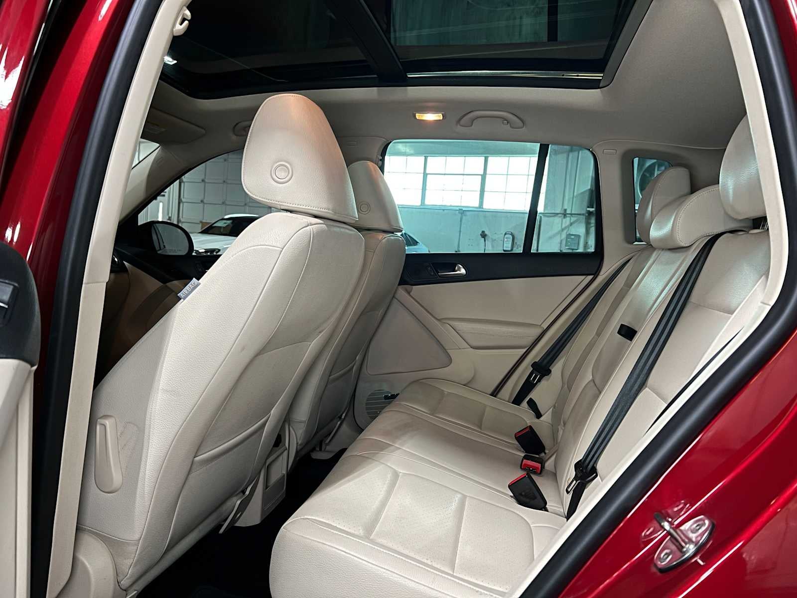 2014 Volkswagen Tiguan SE