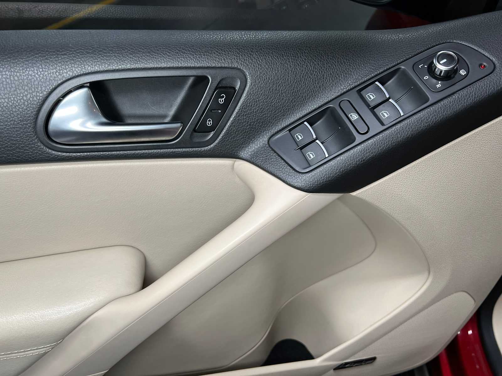 2014 Volkswagen Tiguan SE