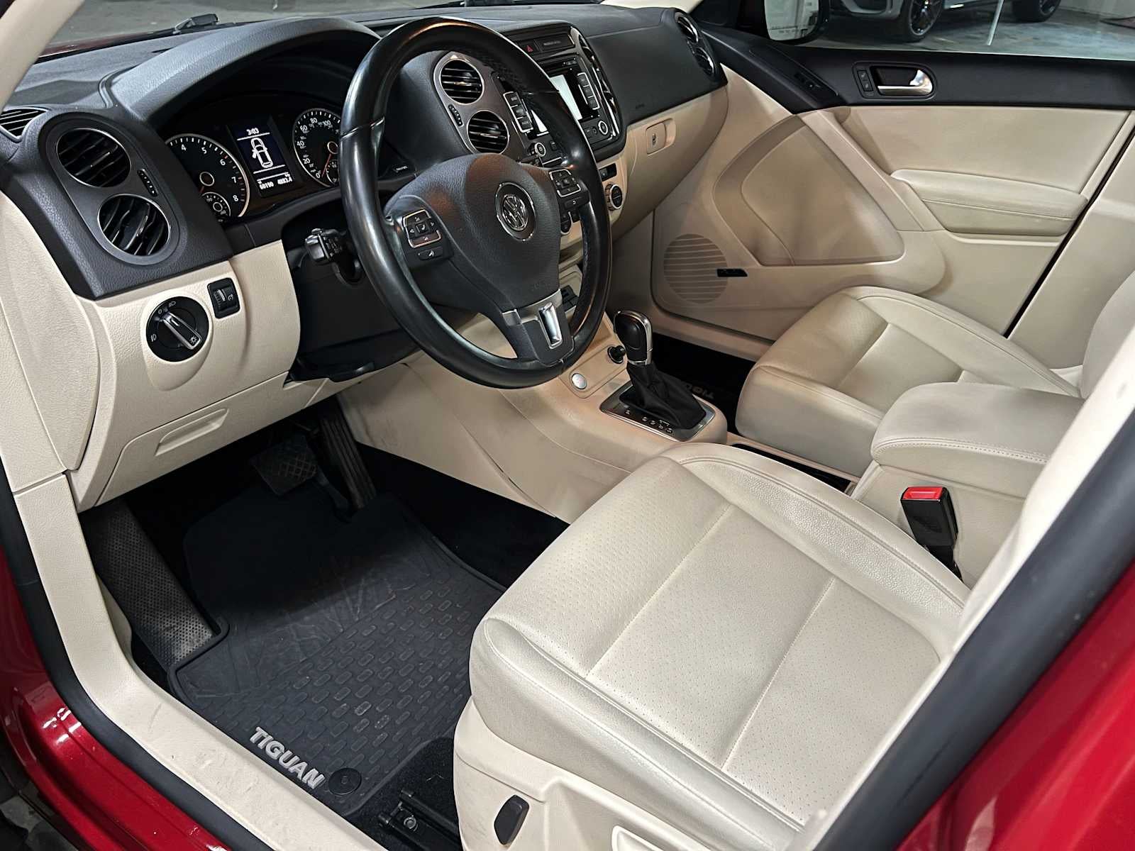 2014 Volkswagen Tiguan SE