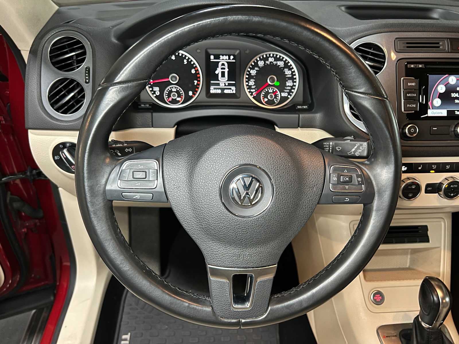 2014 Volkswagen Tiguan SE