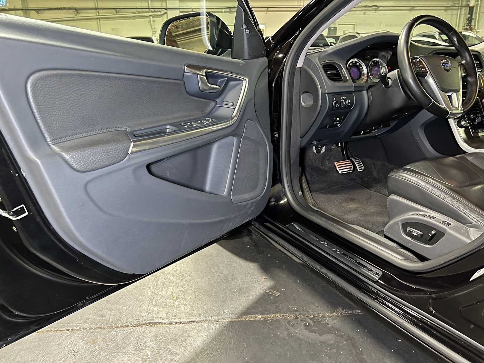 2011 Volvo S60 4dr Sdn