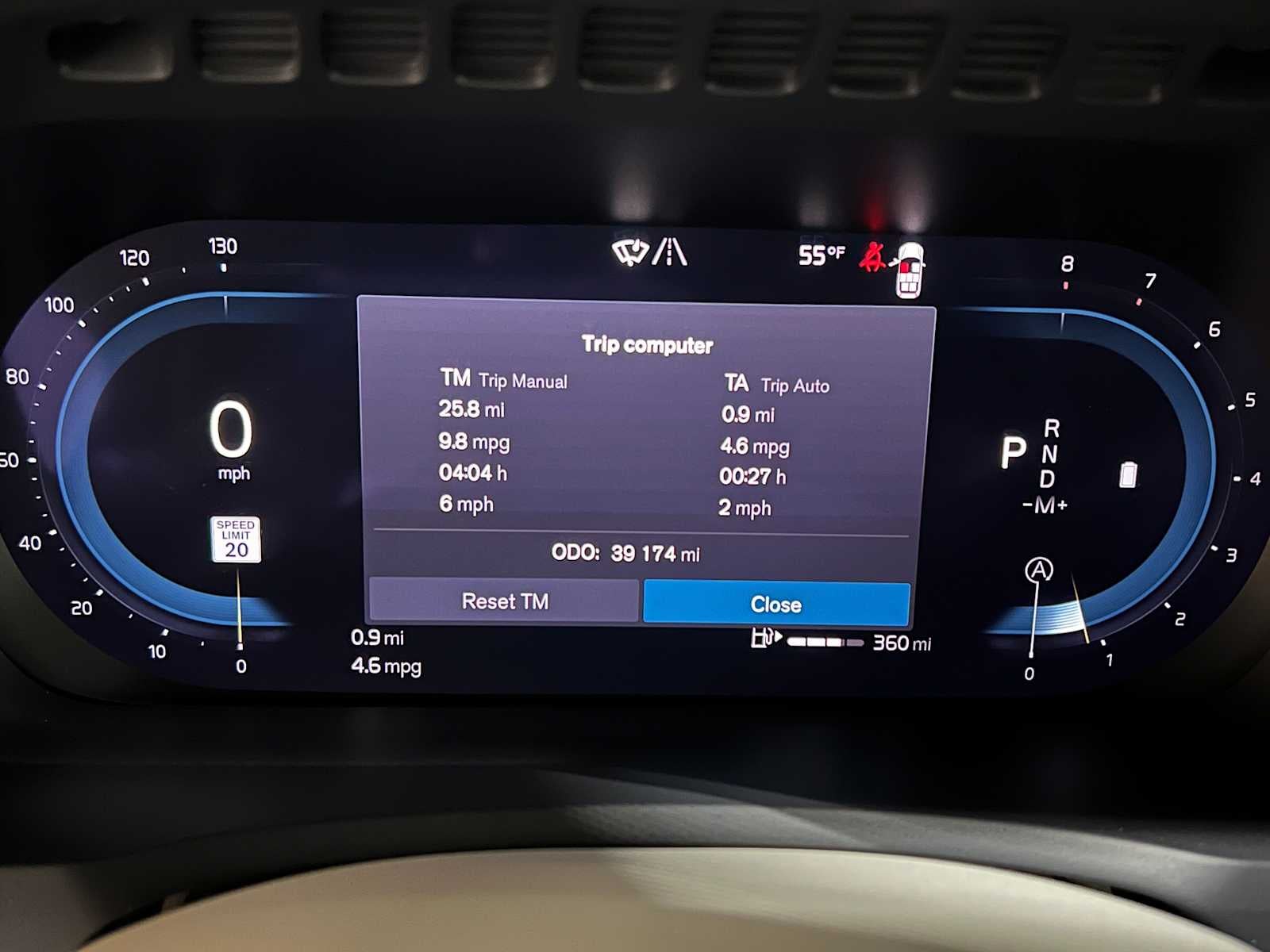 2024 Volvo XC90 Ultimate Bright Theme