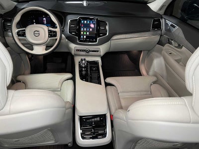 2024 Volvo XC90 Ultimate Bright Theme