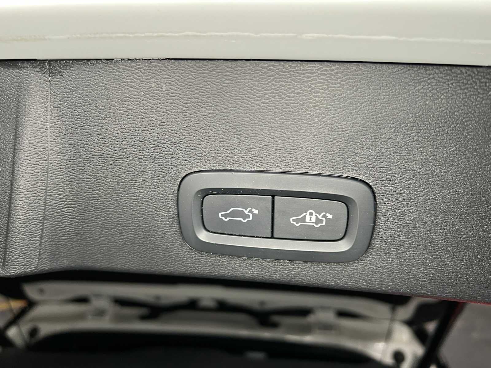 2023 Volvo XC40 Recharge Pure Electric Plus
