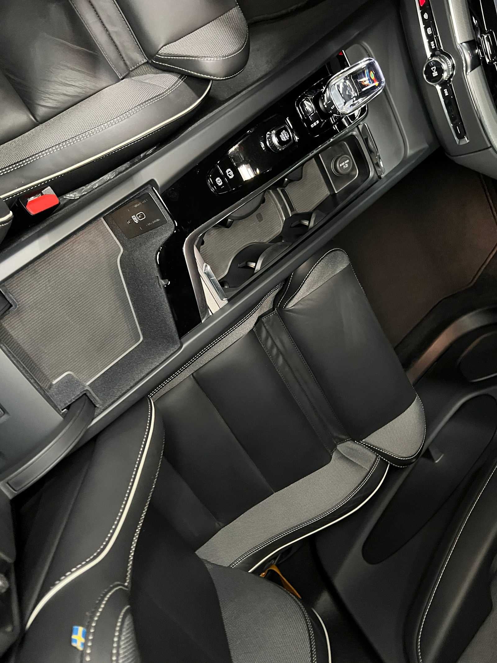 2024 Volvo XC60 Recharge Plug-In Hybrid Polestar Engineered