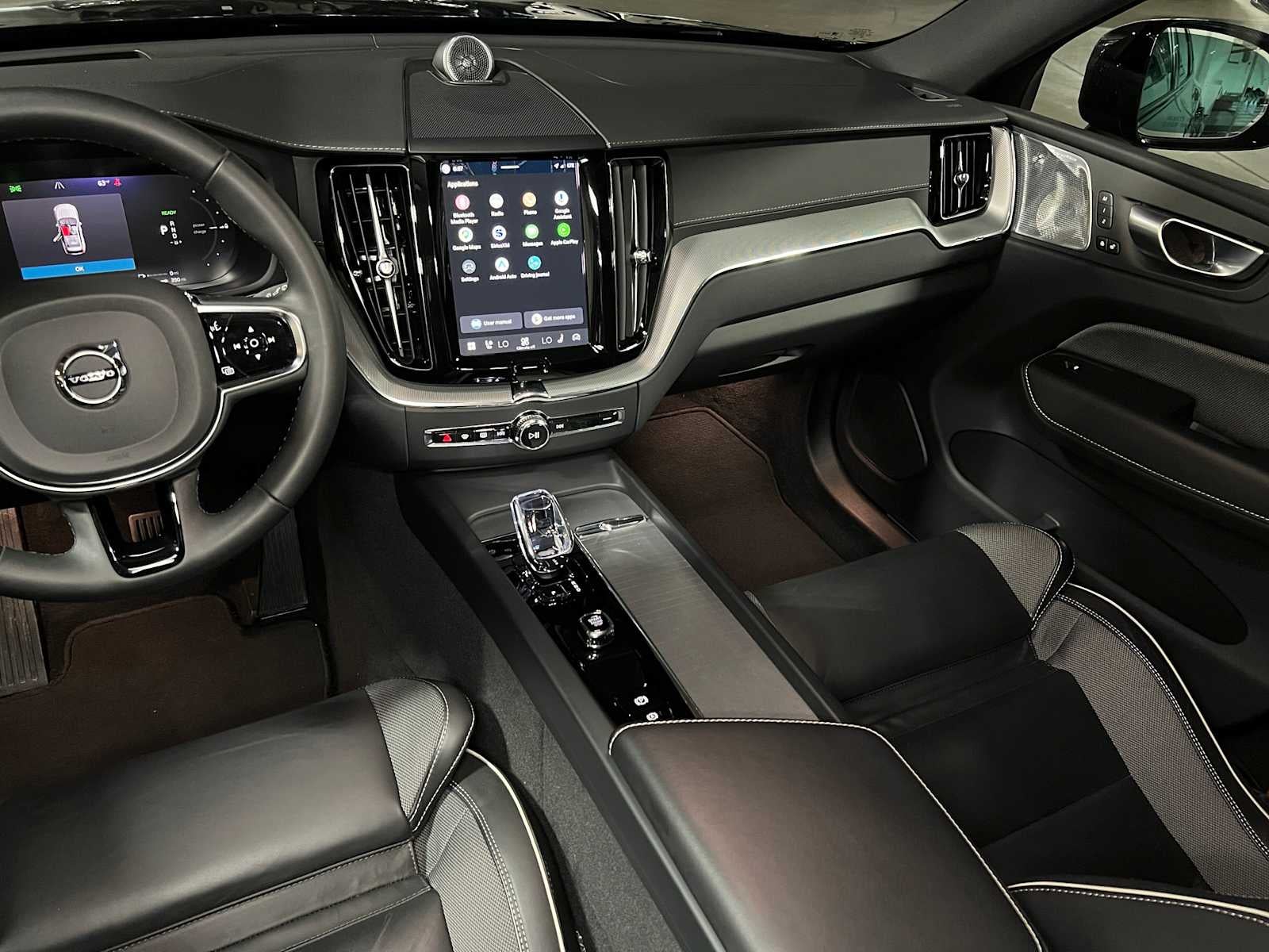 2024 Volvo XC60 Recharge Plug-In Hybrid Polestar Engineered