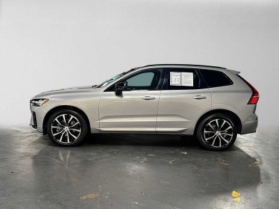 2023 Volvo XC60 Ultimate Dark Theme