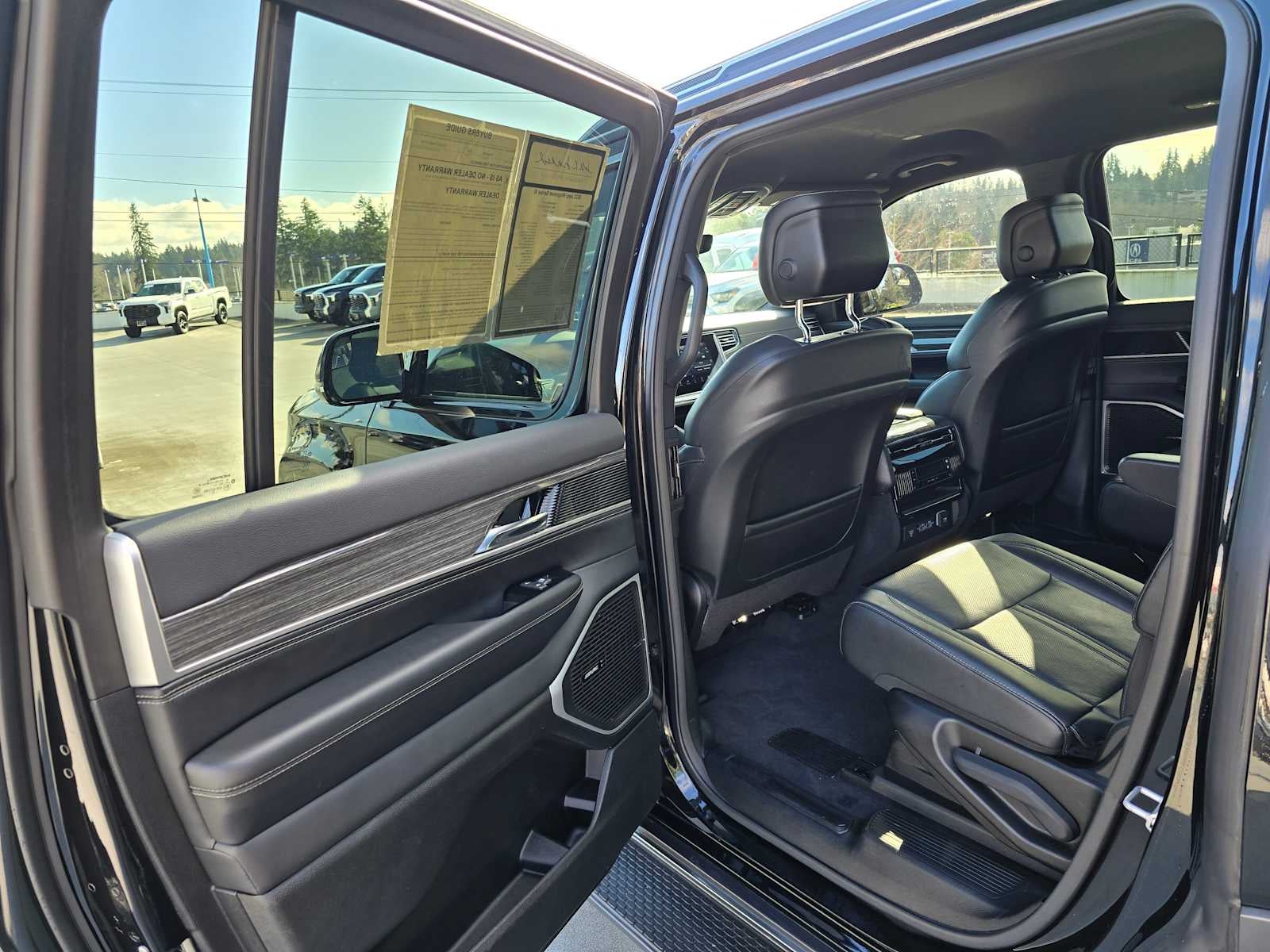 2022 Jeep Wagoneer Series III