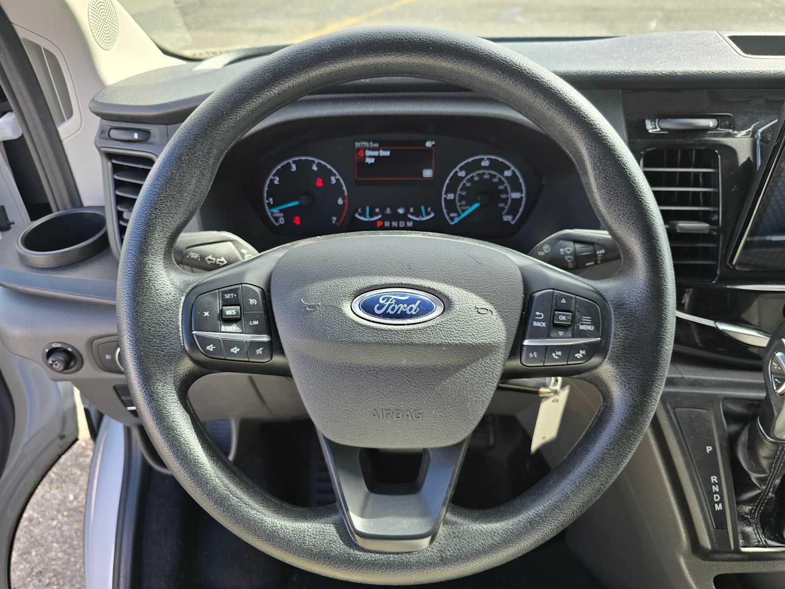 2024 Ford Transit Passenger Wagon XLT