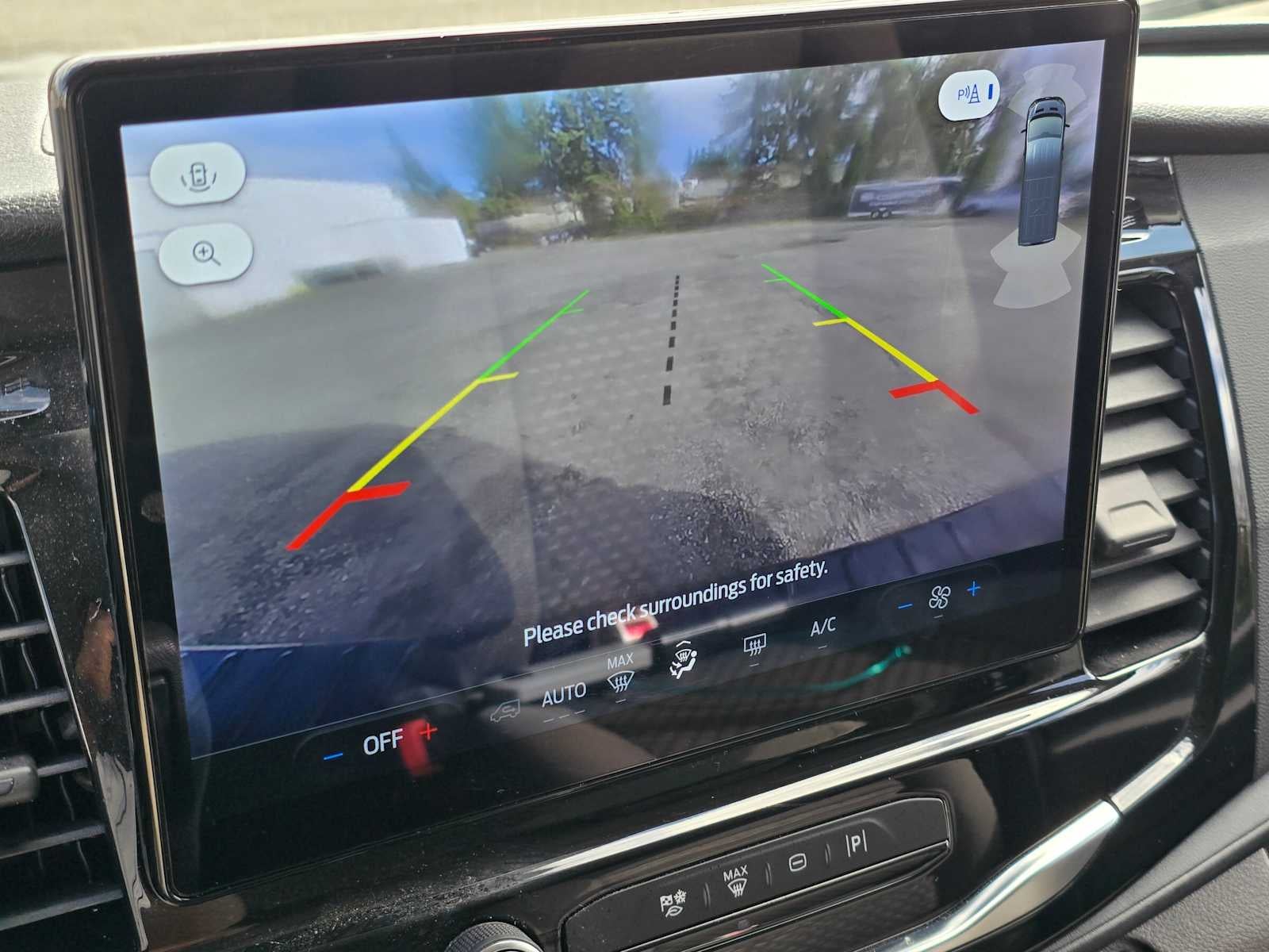 2024 Ford Transit Passenger Wagon XLT