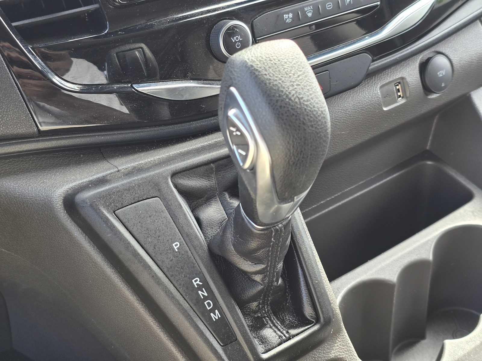 2024 Ford Transit Passenger Wagon XLT