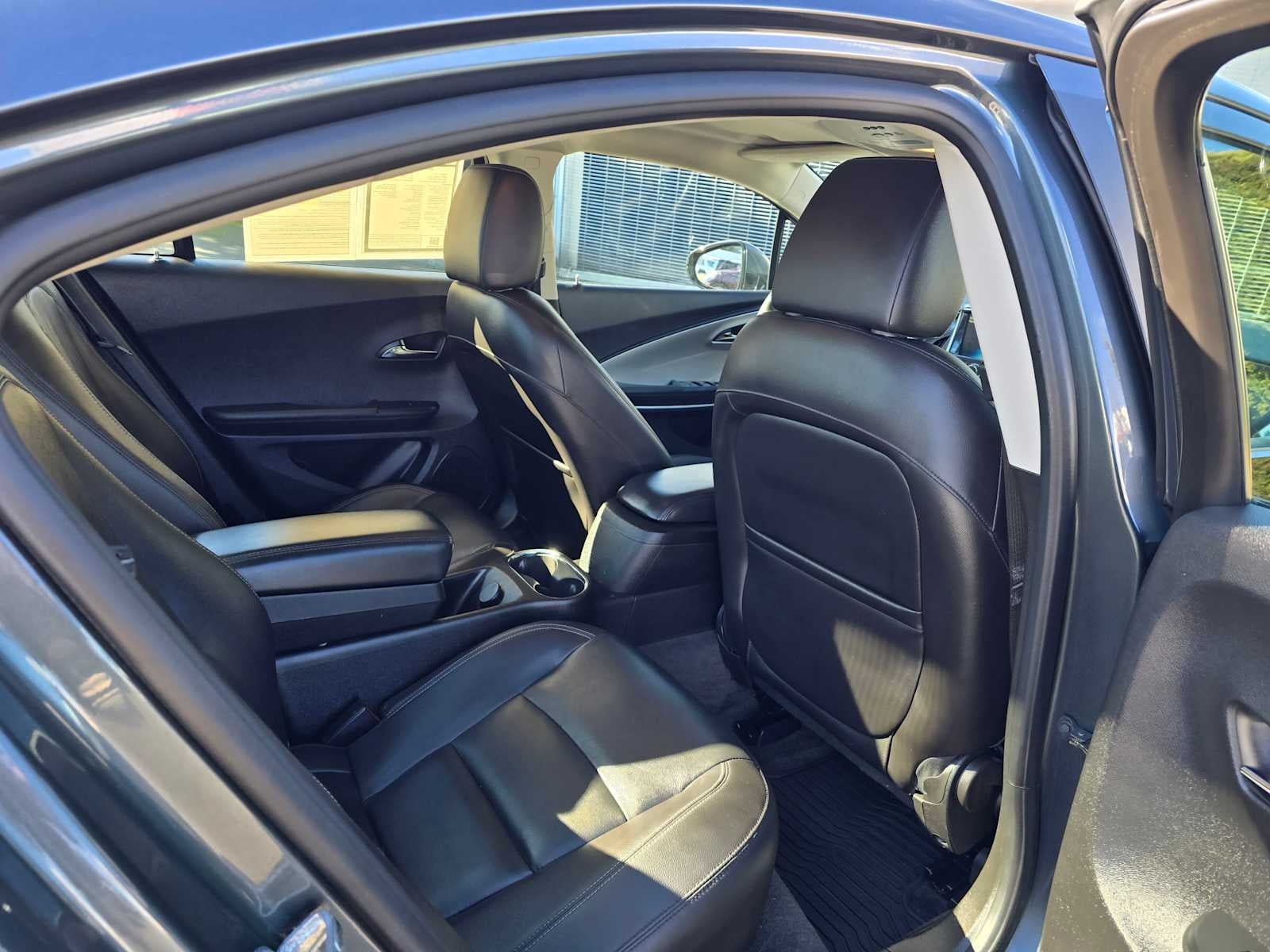 2013 Chevrolet Volt Base