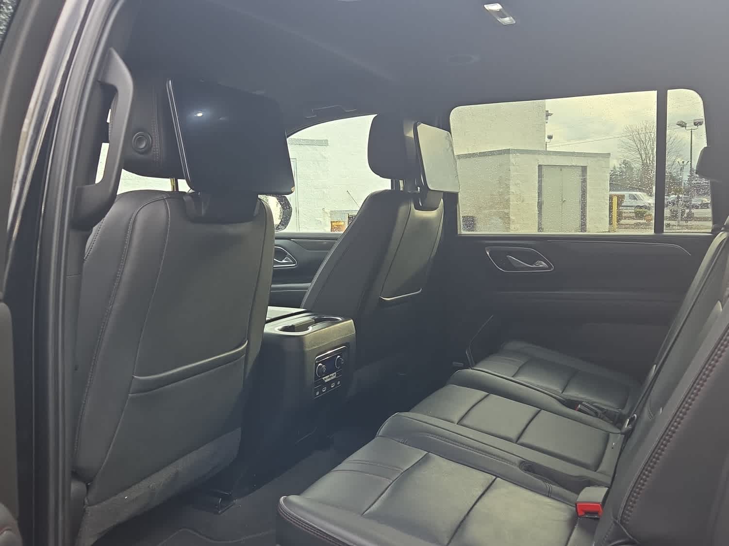 2021 Chevrolet Suburban RST