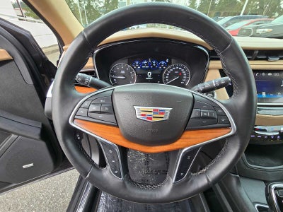 2017 Cadillac XT5 Platinum AWD