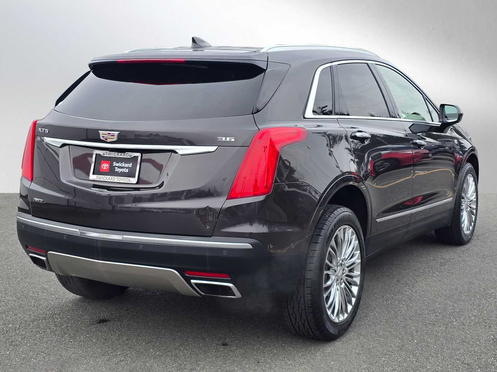 2017 Cadillac XT5 Platinum AWD